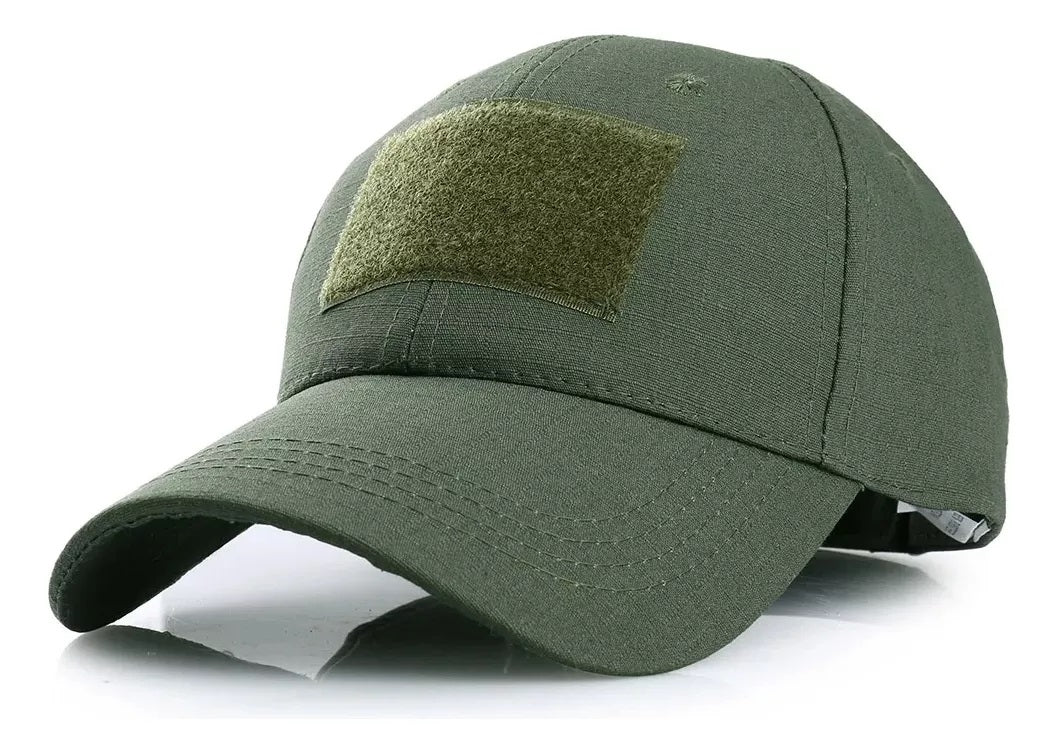 Gorra visera con parche camuflado